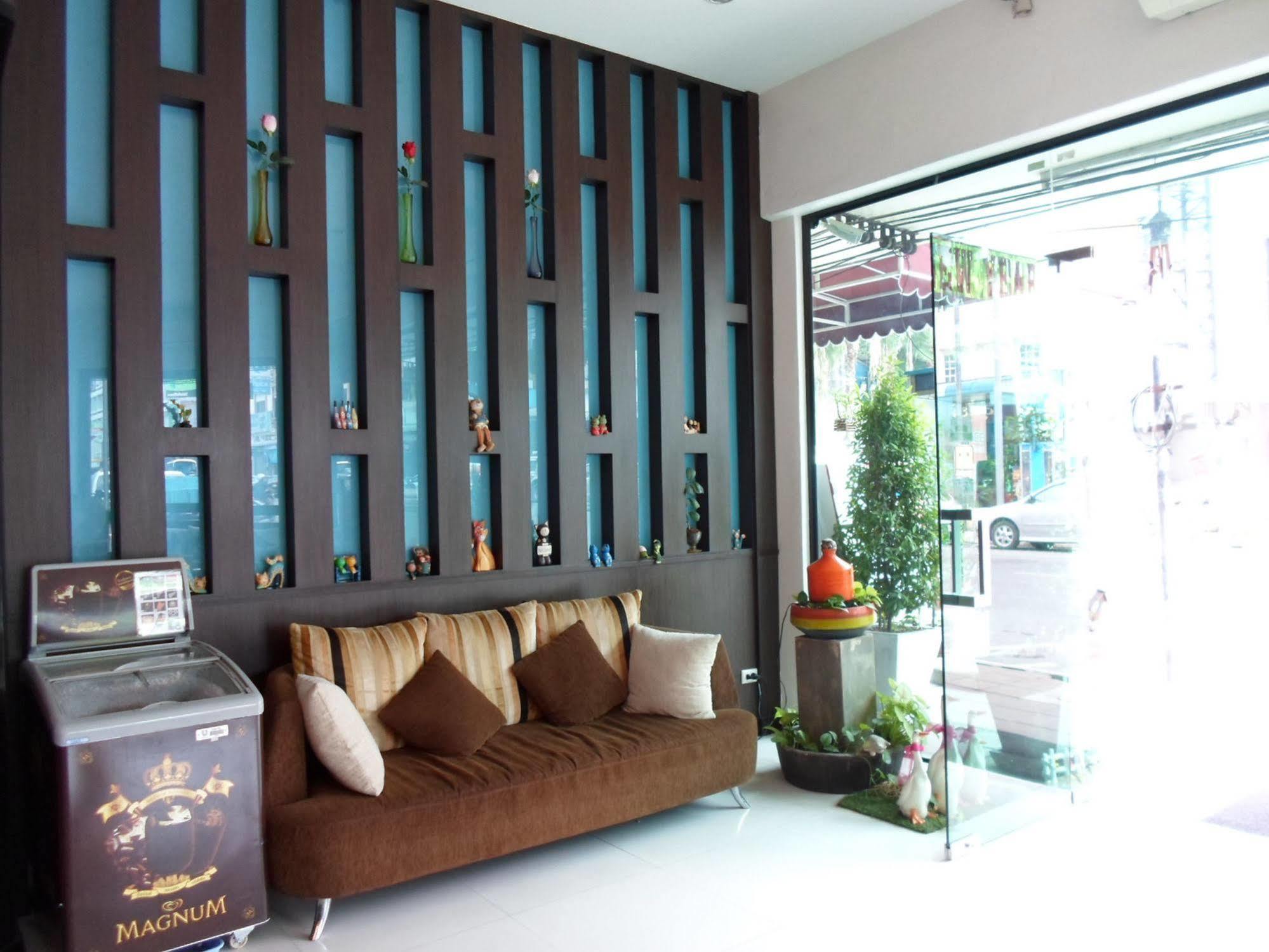 Myplace@Surat Hotel Surat Thani Extérieur photo