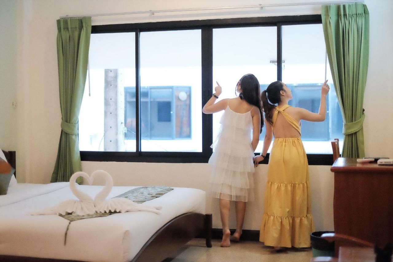 Myplace@Surat Hotel Surat Thani Extérieur photo