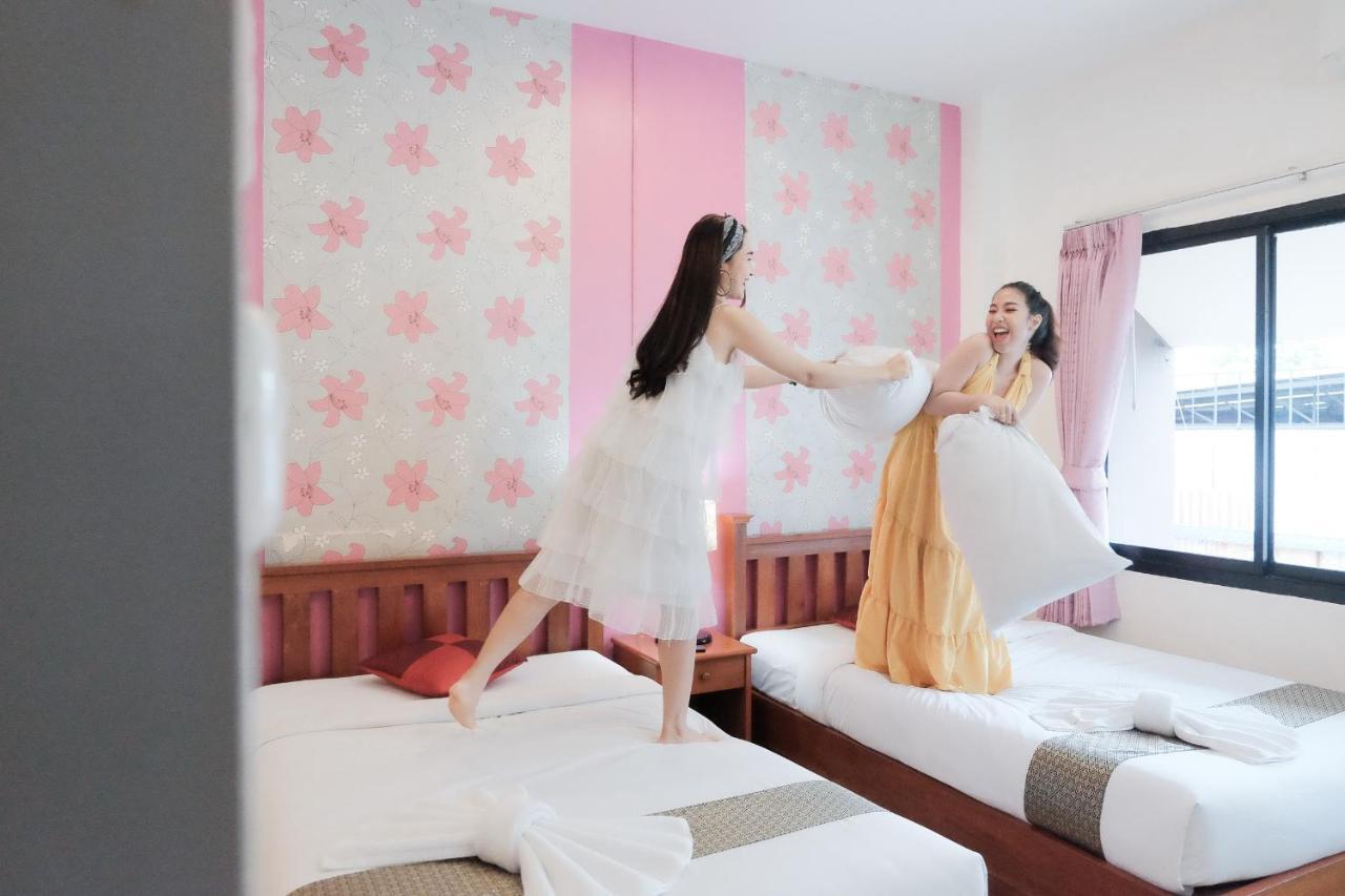 Myplace@Surat Hotel Surat Thani Extérieur photo